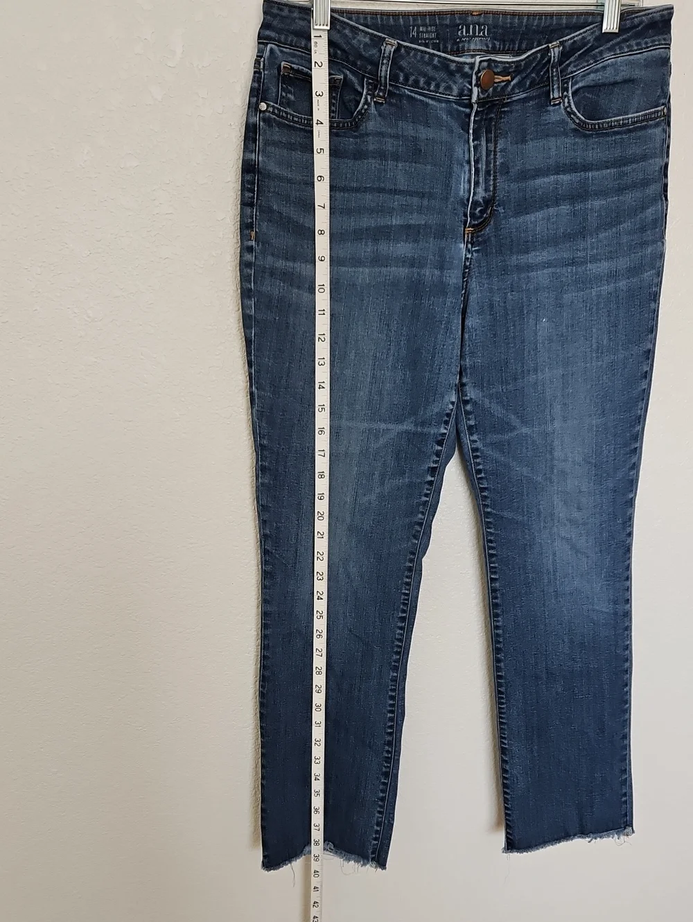 a.n.a. Mid Rise Straight Leg Women's Jeans ~ Size 14.